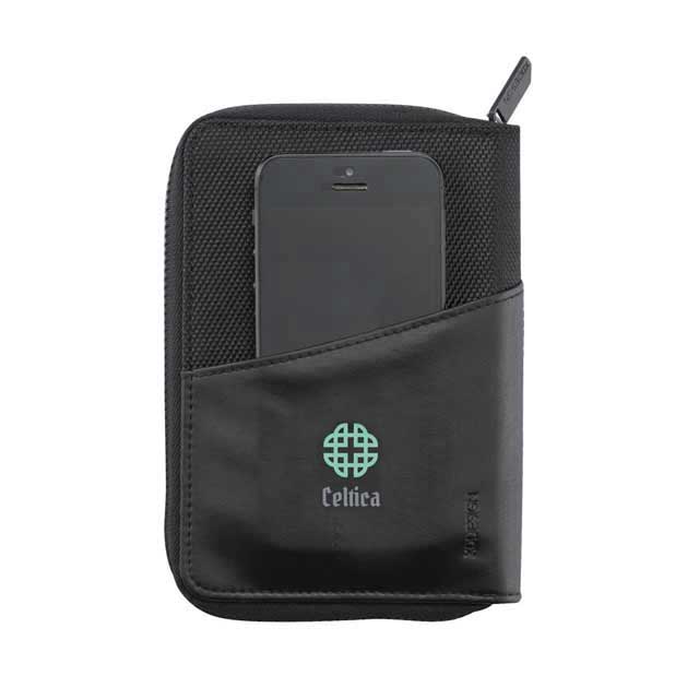 XDDESIGN Komo Passport Holder in Genuine Leather